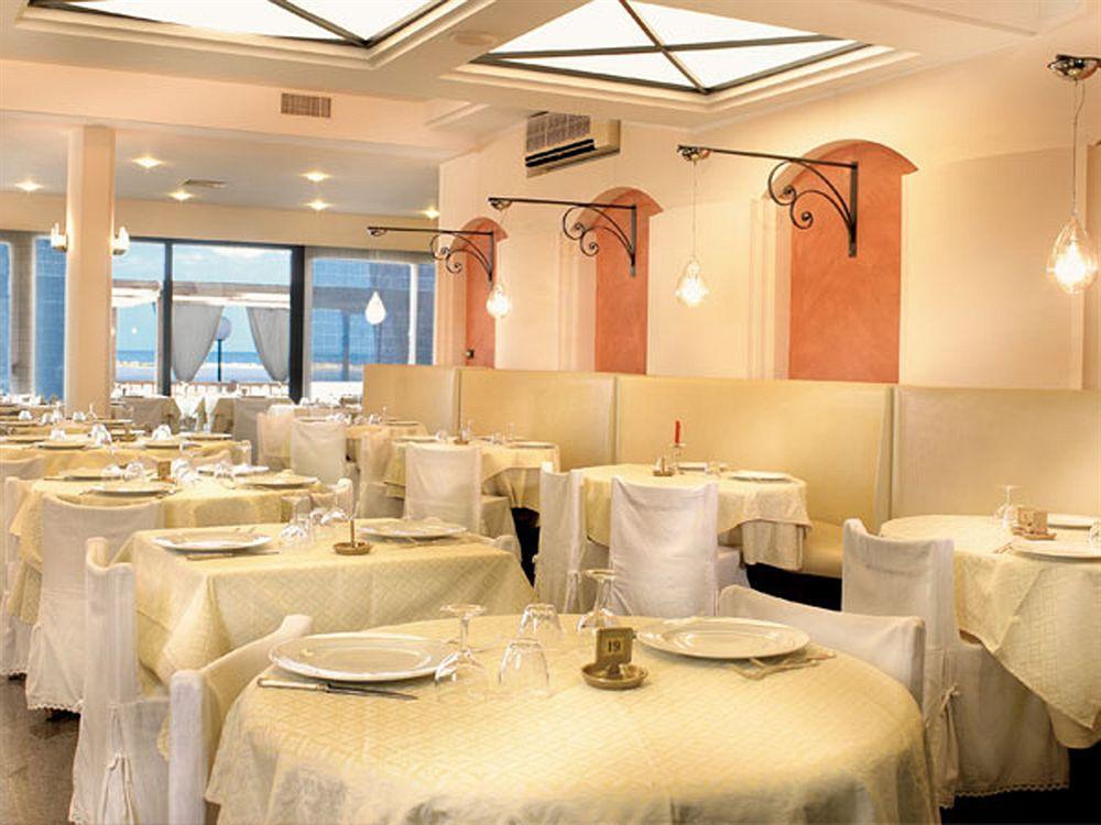 Hotel Strand Bellaria-Igea Marina Exterior photo