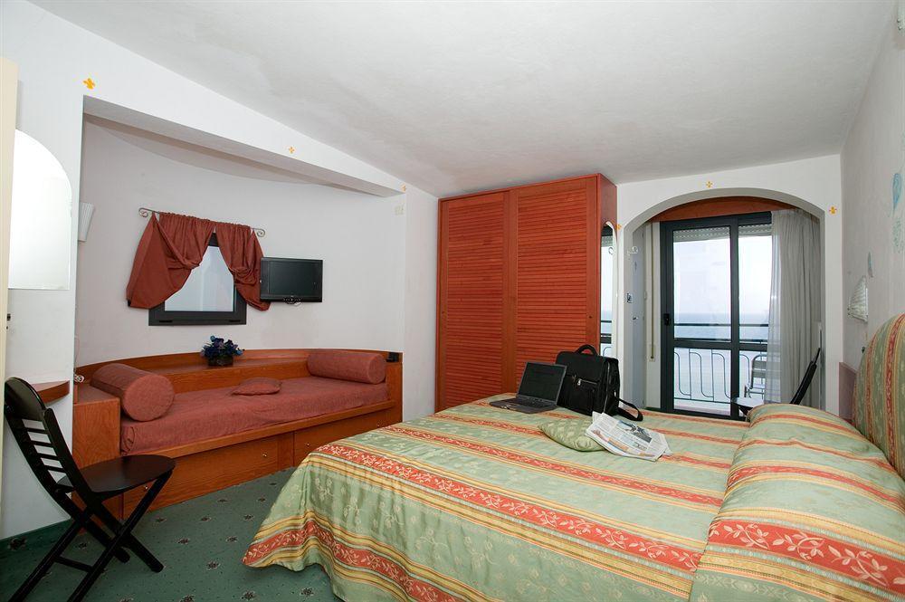 Hotel Strand Bellaria-Igea Marina Exterior photo